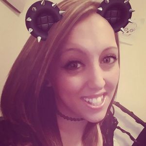 Meet your Posher, Devan